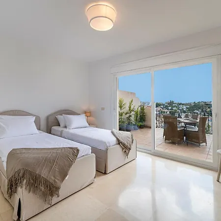 Daire Nueva Andalucia Penthouse Marbella