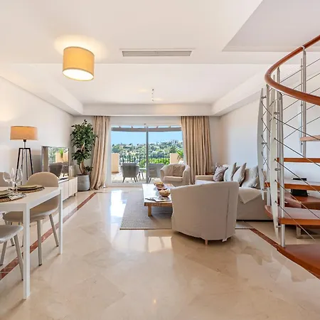 Daire Nueva Andalucia Penthouse Marbella