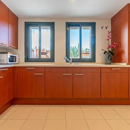 Daire Nueva Andalucia Penthouse *
