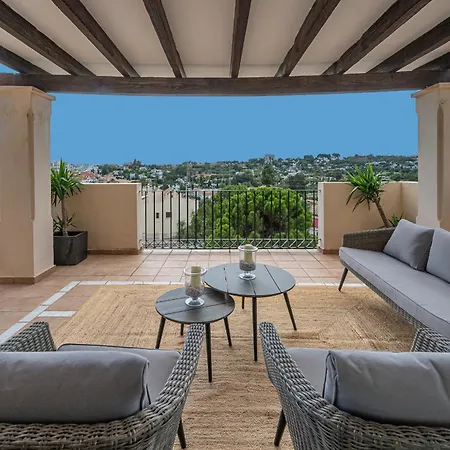 Nueva Andalucia Penthouse Daire
